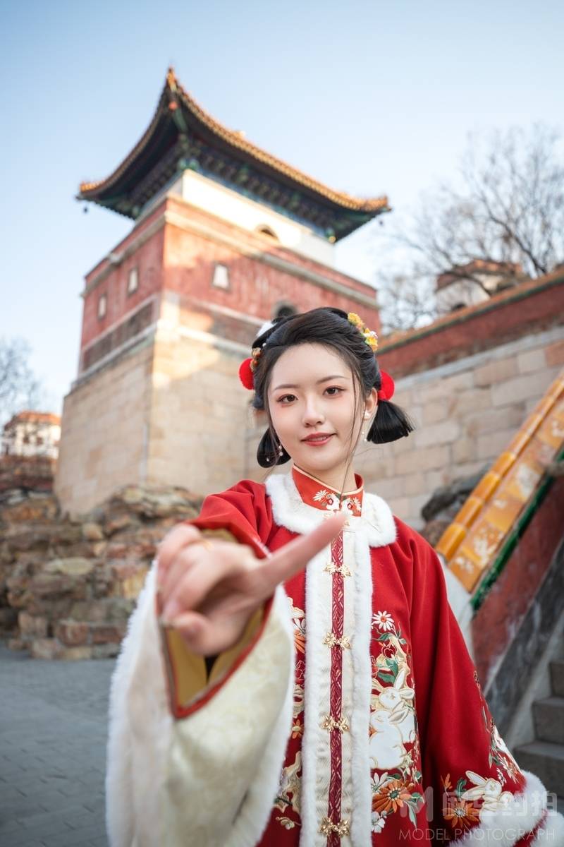 汉服模特