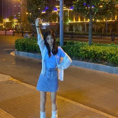 清新模特