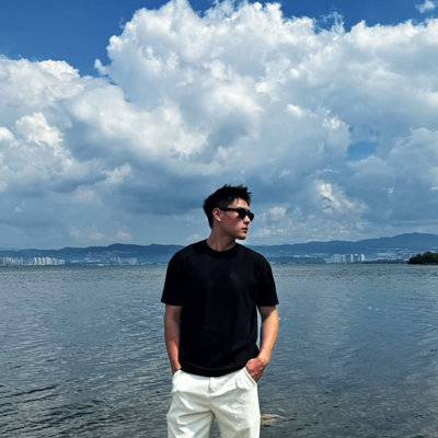黑白模特