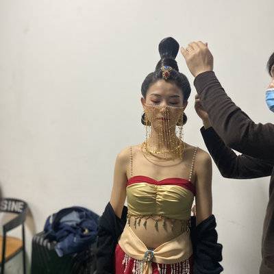 妆容模特