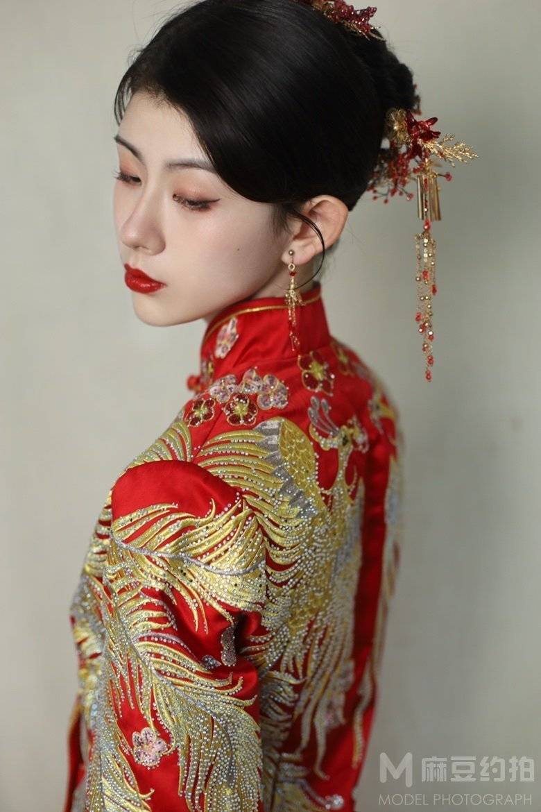 妆容模特