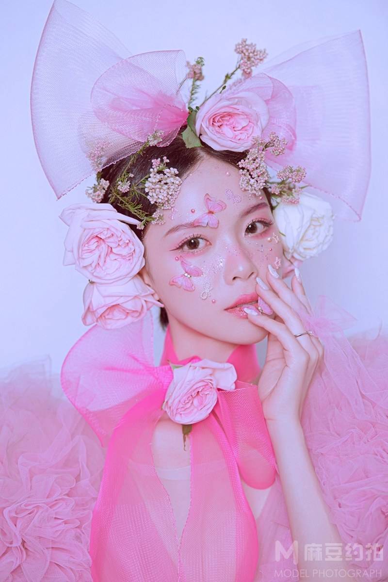 妆容模特