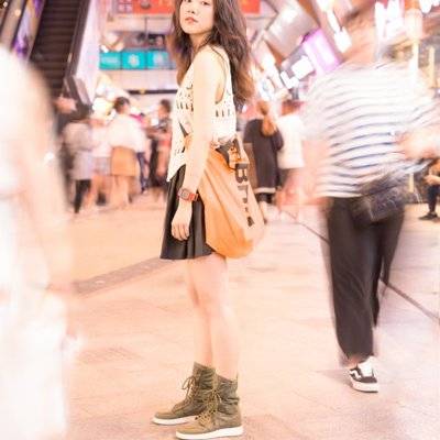 情绪模特