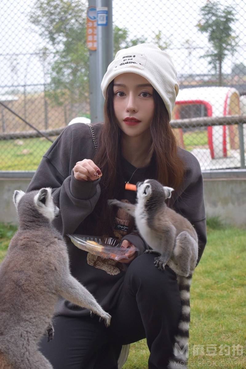 妆容模特