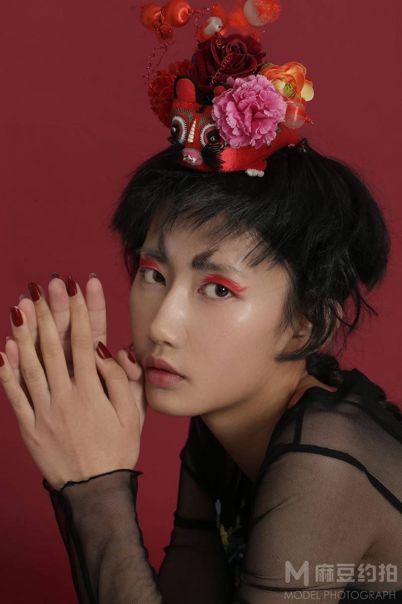 妆容模特