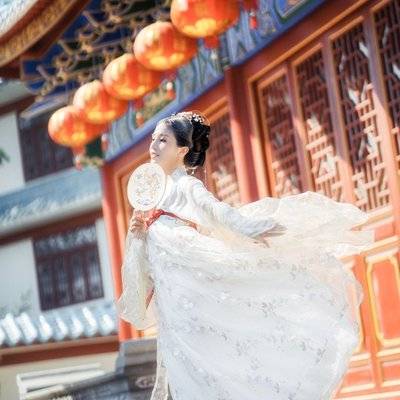 汉服模特