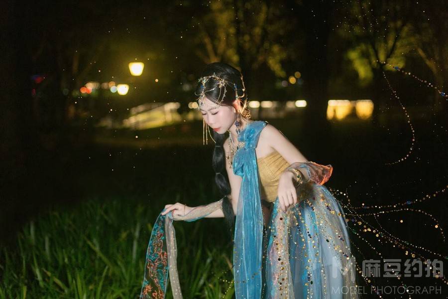夜景模特