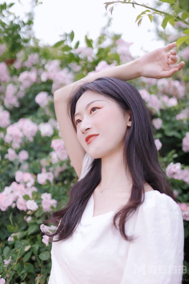 纪实模特