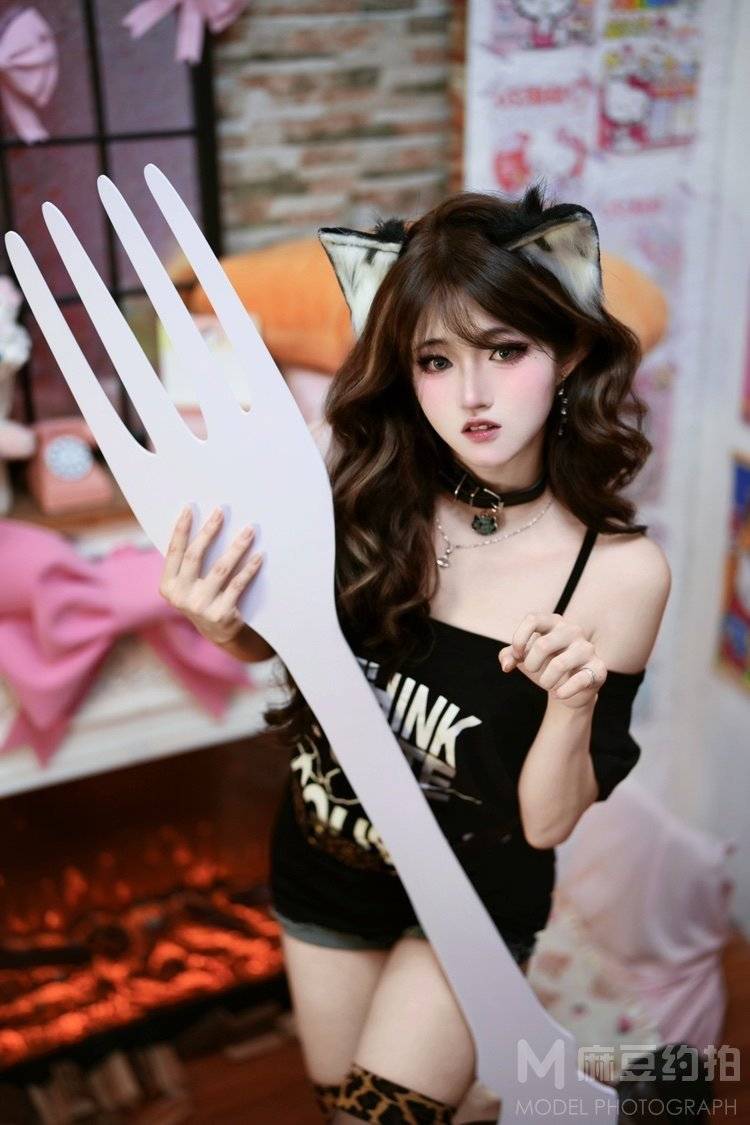 清新模特