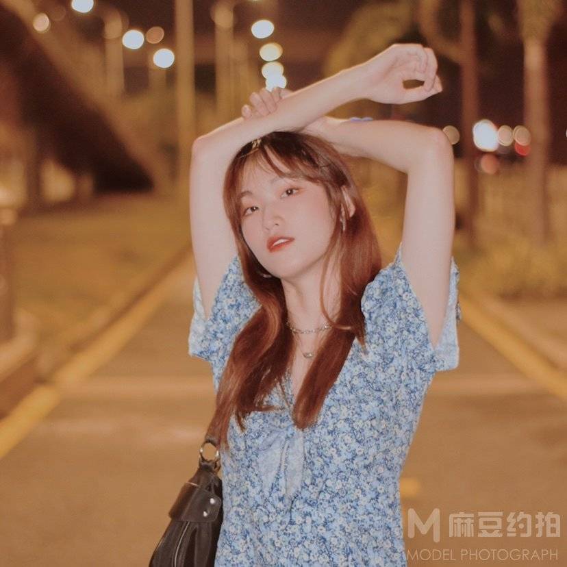 纪实模特