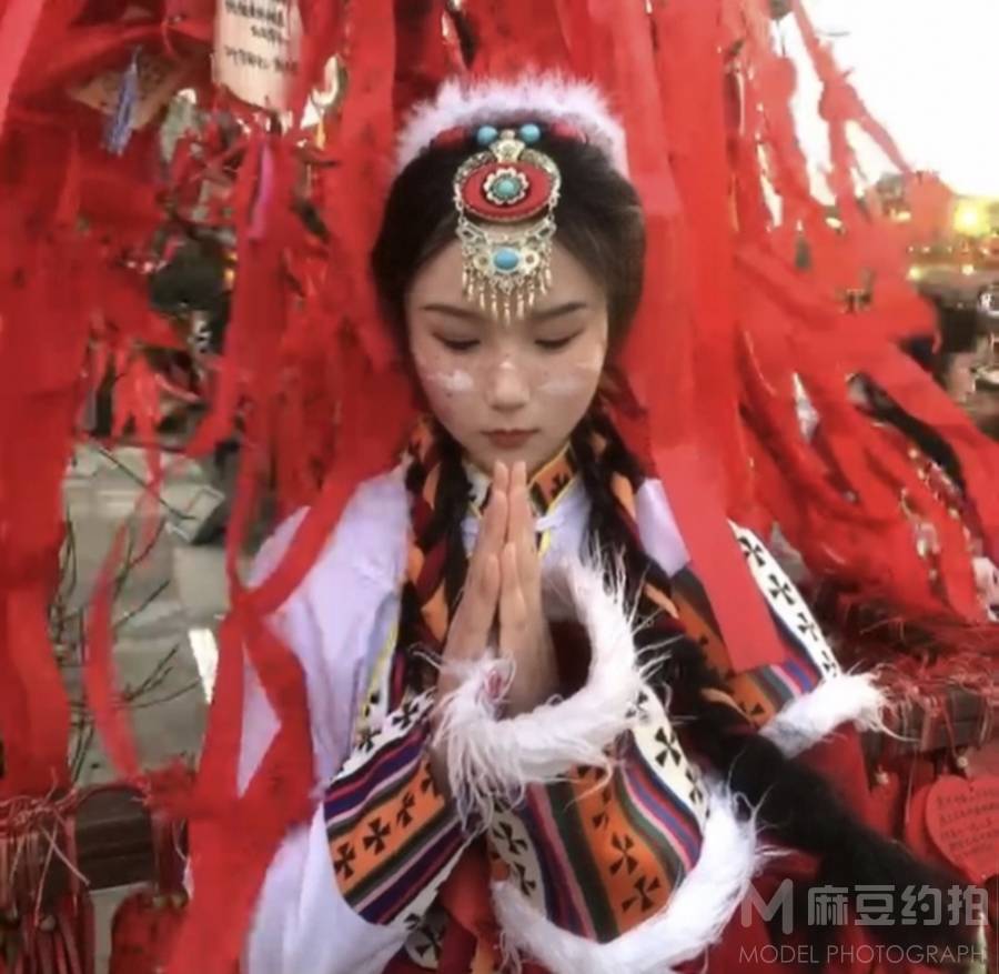 清新模特