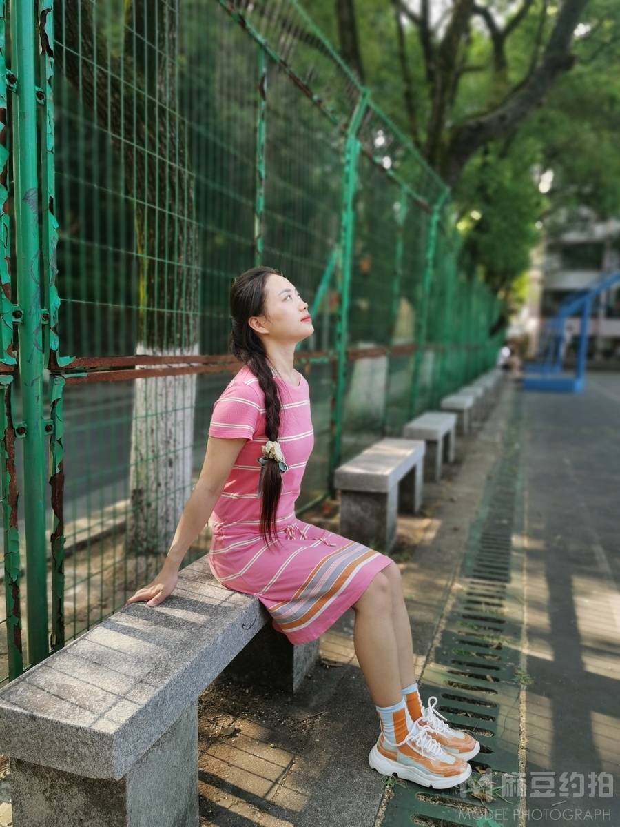 校园模特