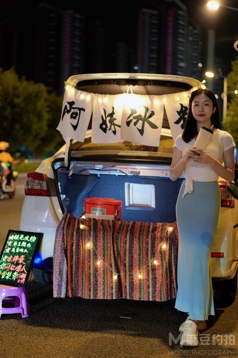 夜景模特