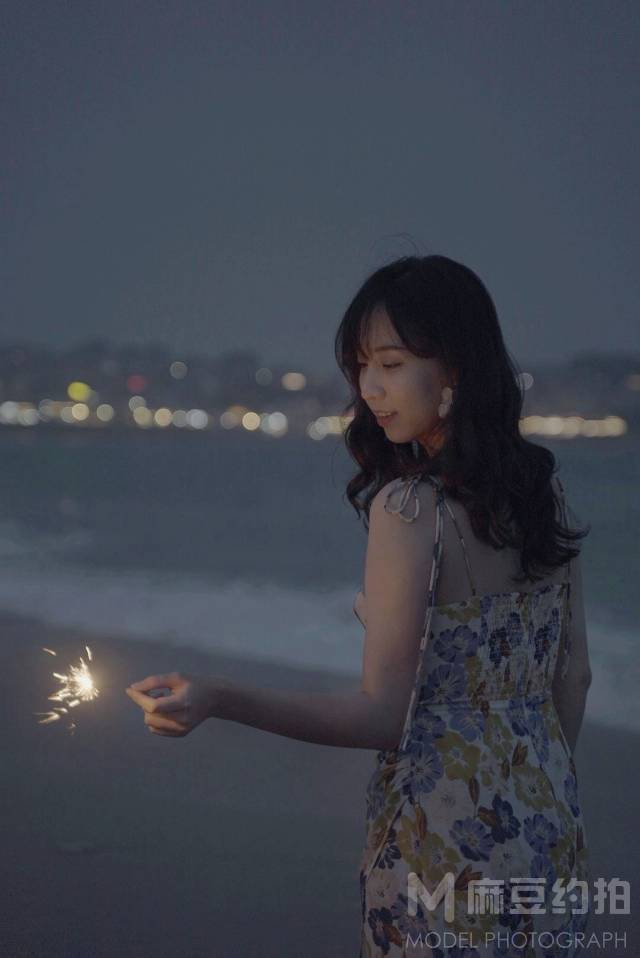 夜景模特