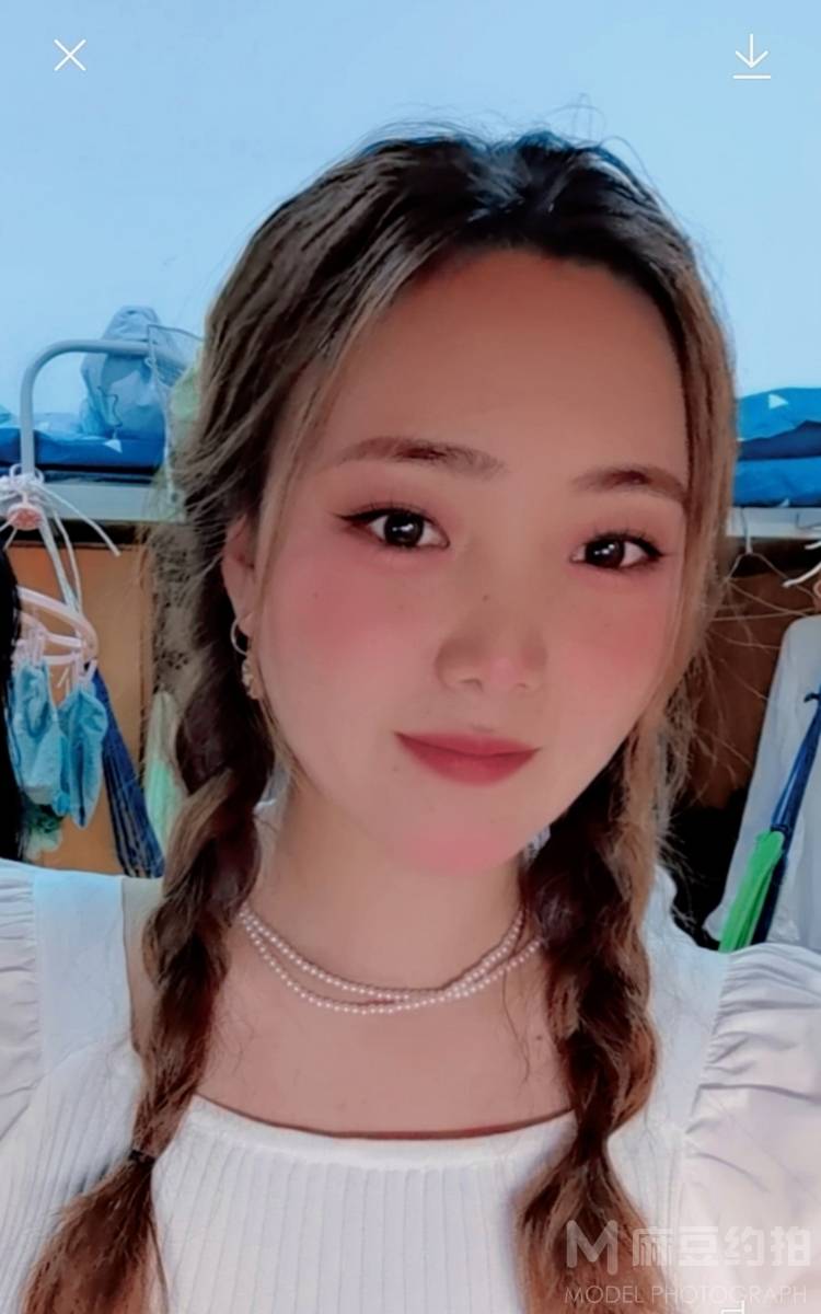 校园模特