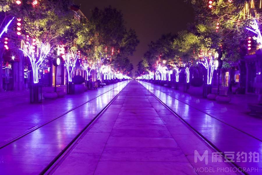 夜景模特