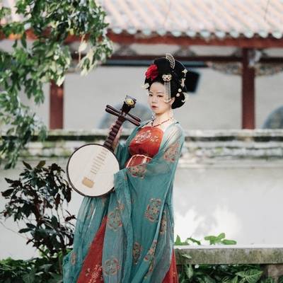 汉服模特