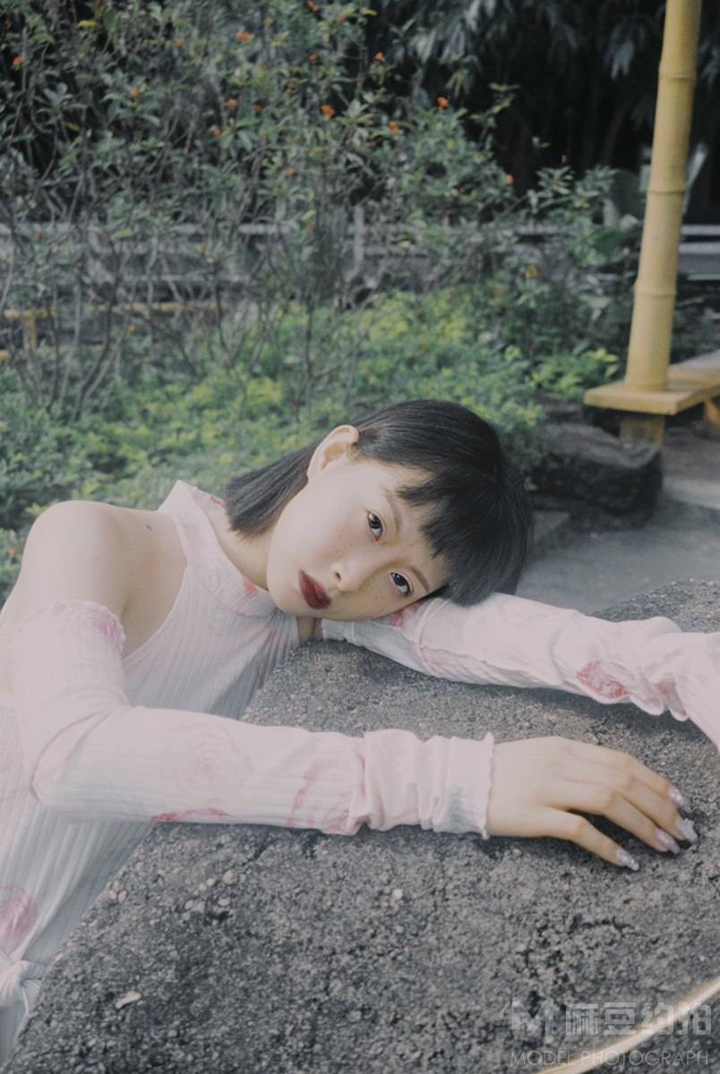 胶片模特