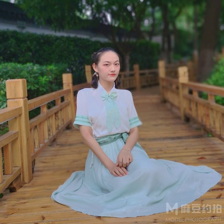 民国模特
