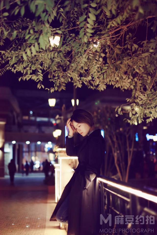 夜景模特