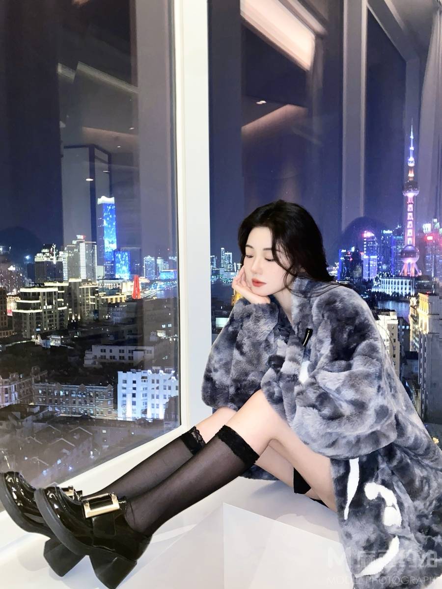 夜景模特