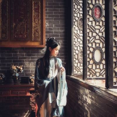 汉服模特