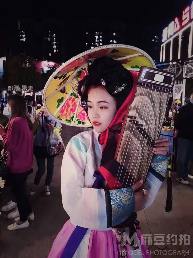 民国模特