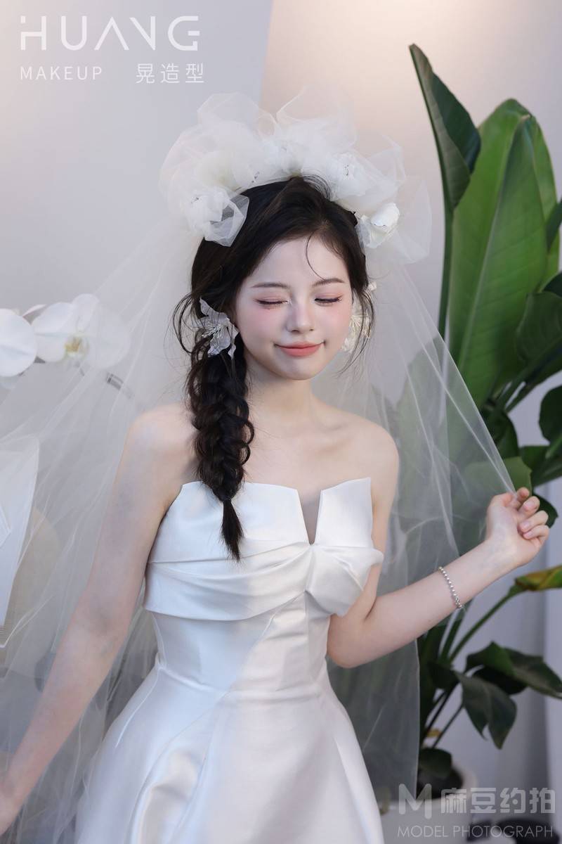 妆容模特