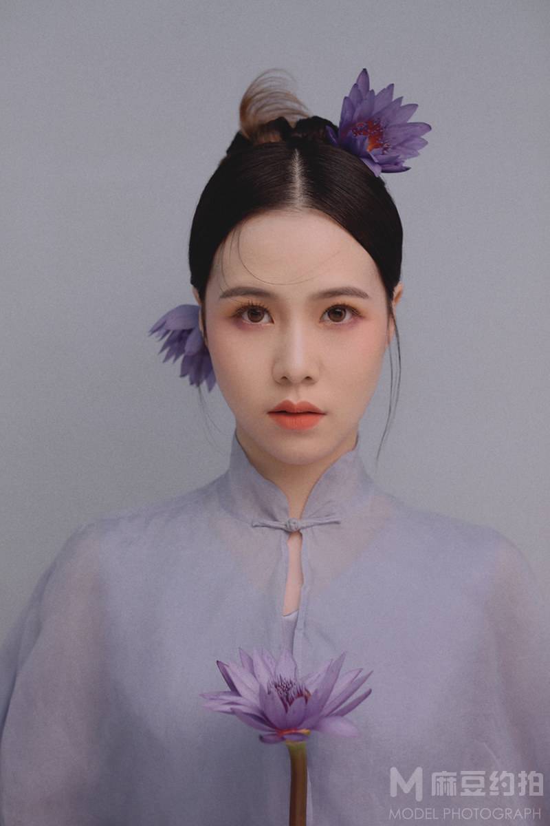 妆容模特
