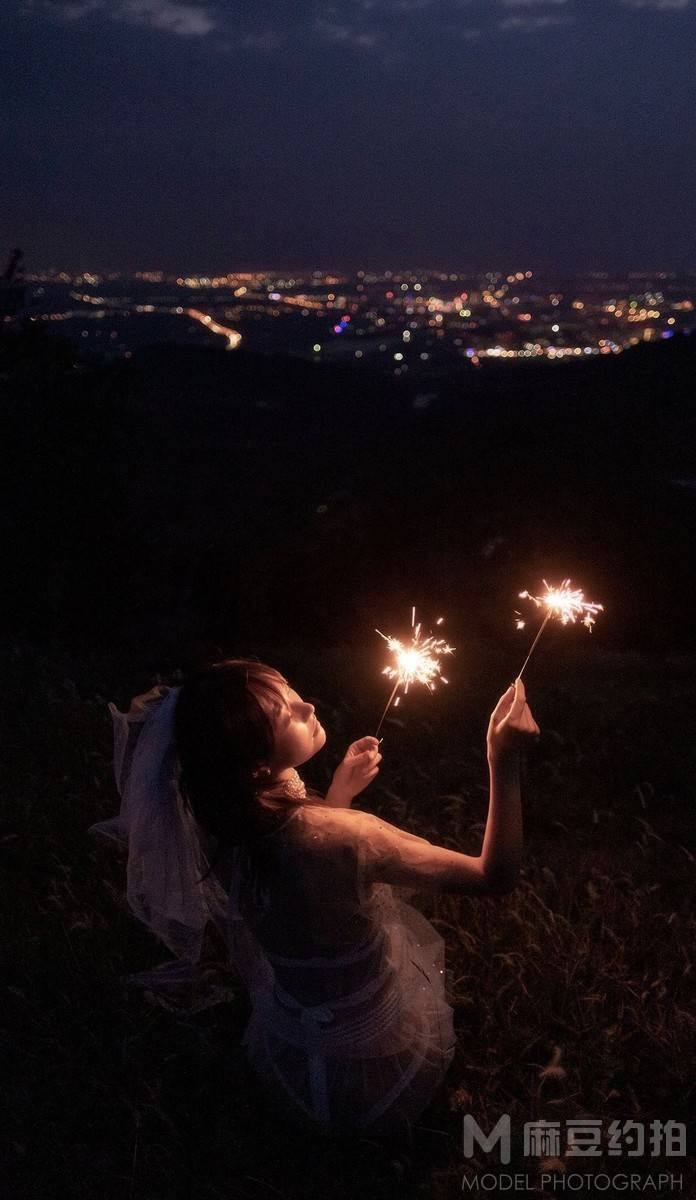 夜景模特