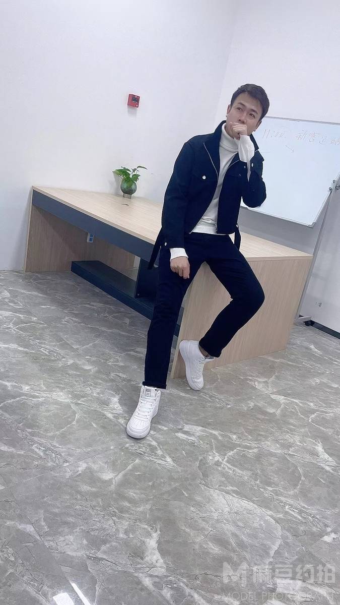 商务模特