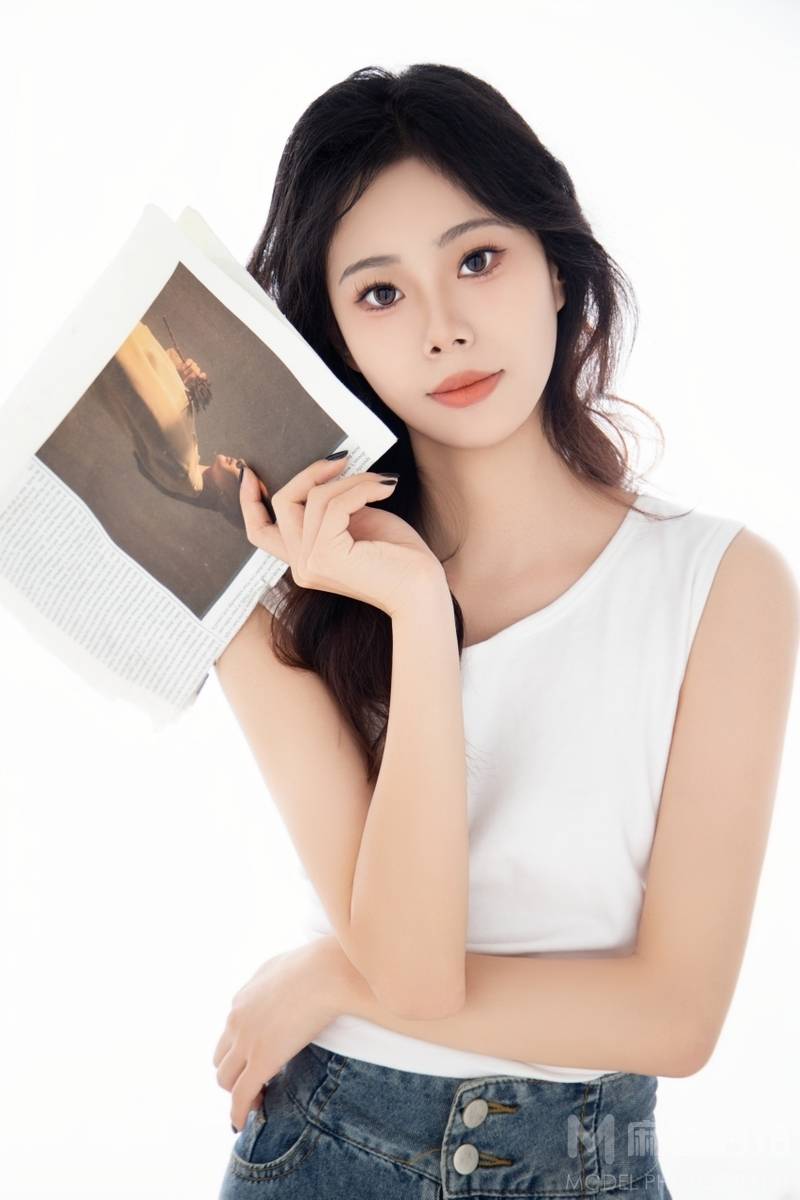 纪实模特