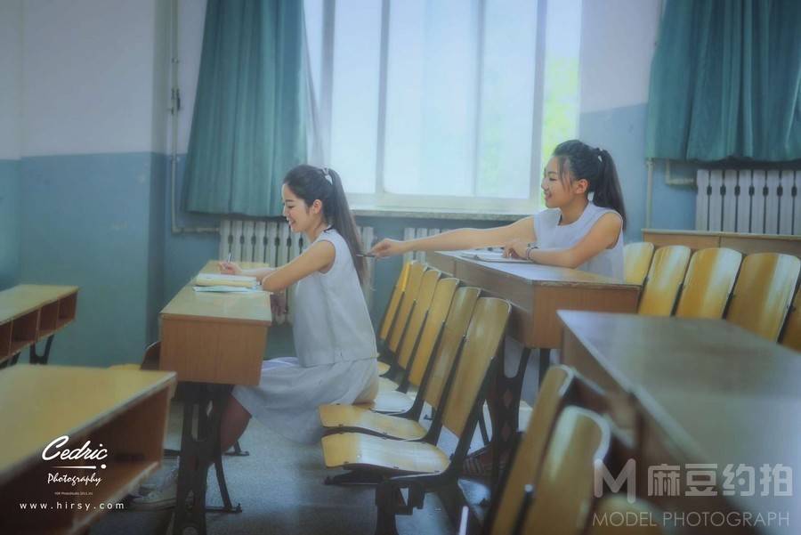 校园模特