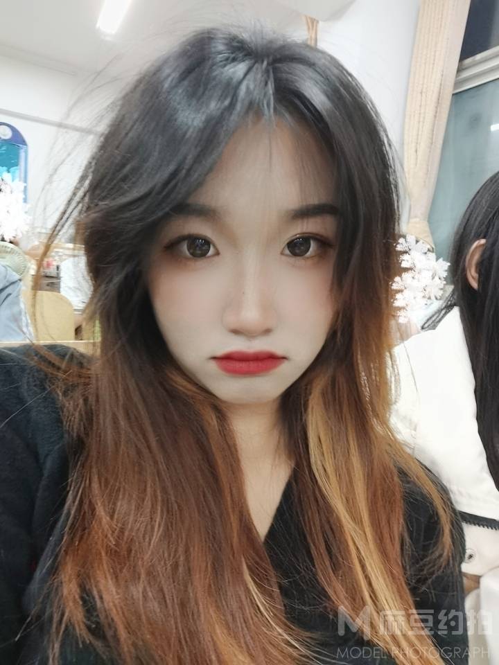 少女模特
