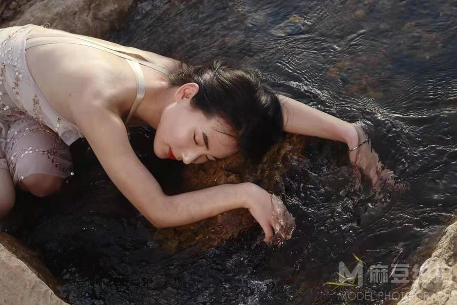 民国模特