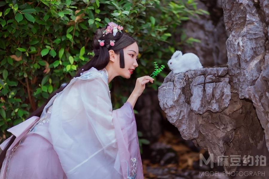 汉服模特