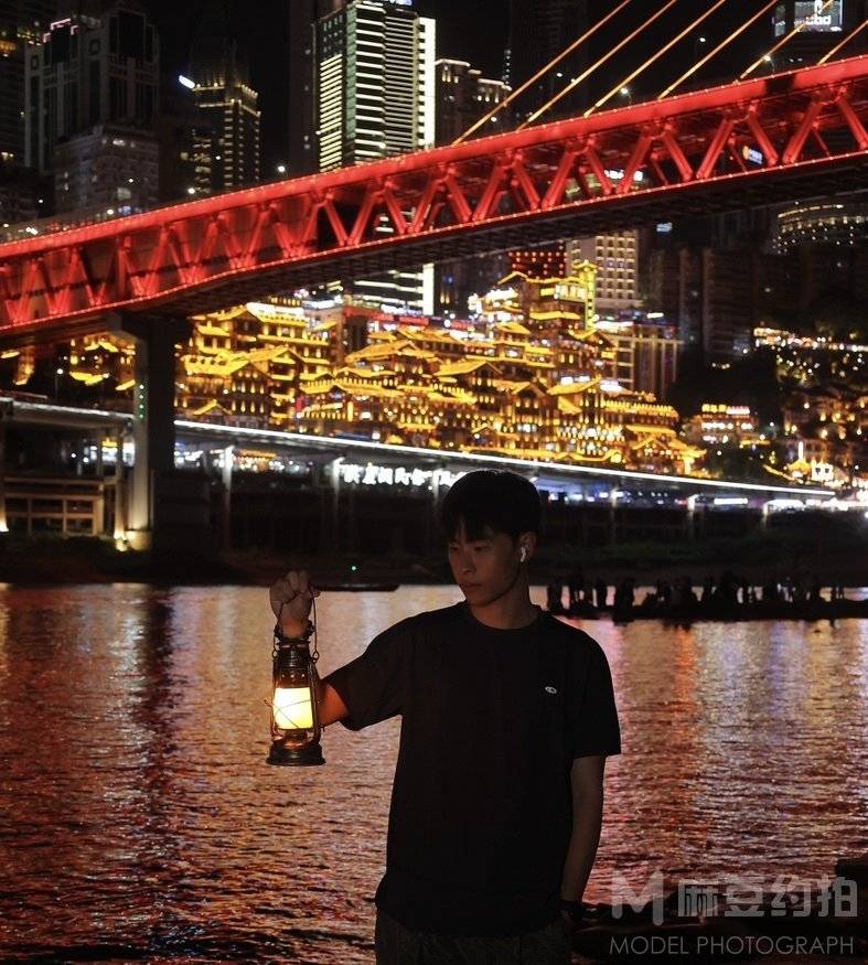 夜景模特