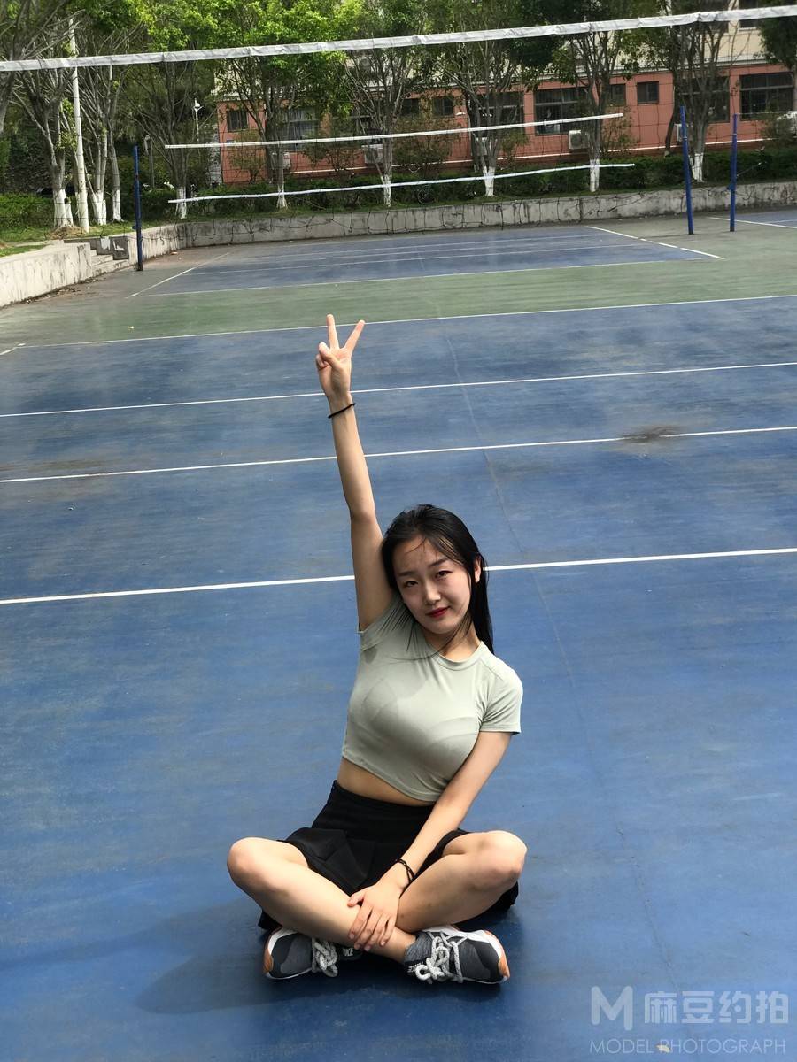 校园模特