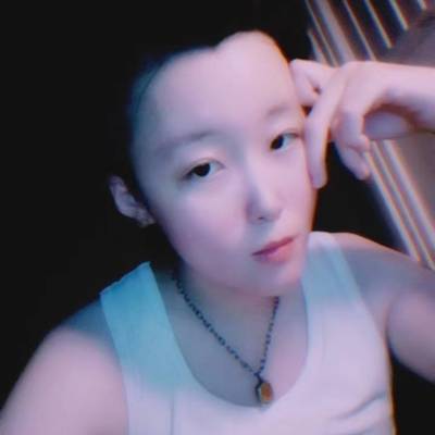 黑白模特