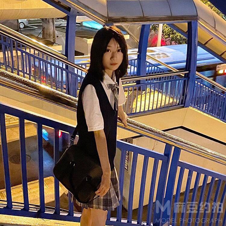 校园模特