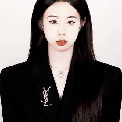 黑白模特