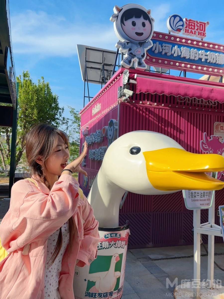 校园模特