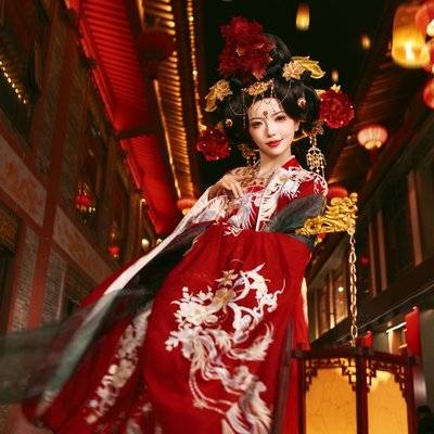 汉服模特