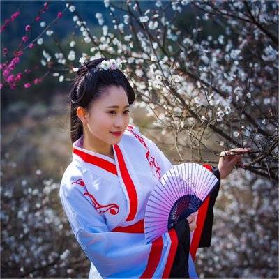 汉服模特