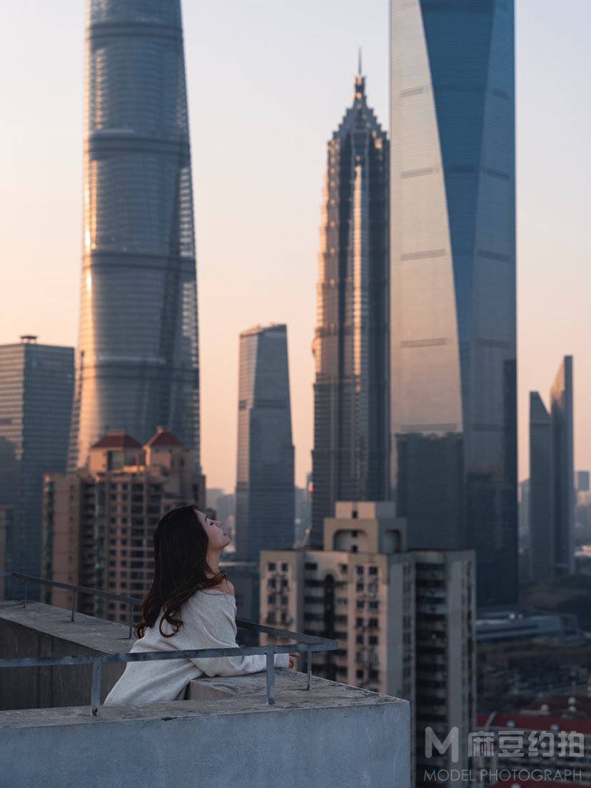 夜景模特