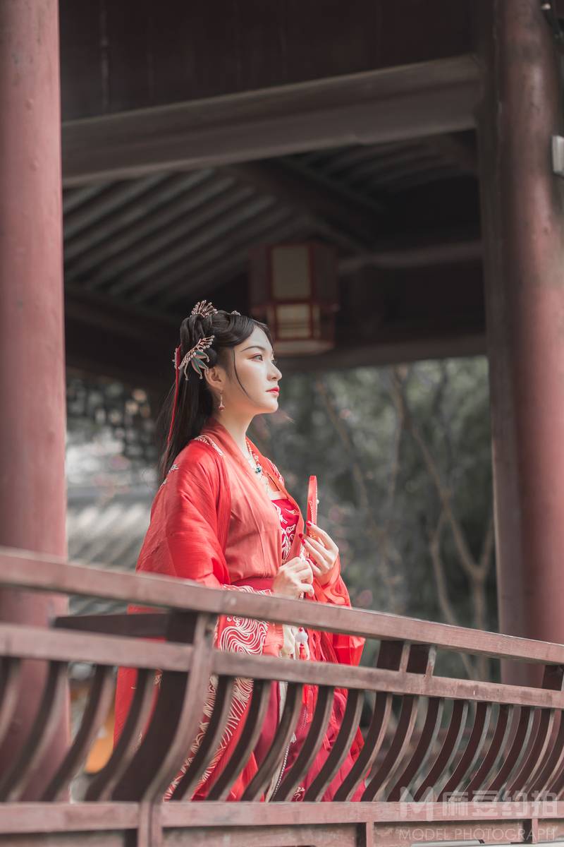 汉服模特