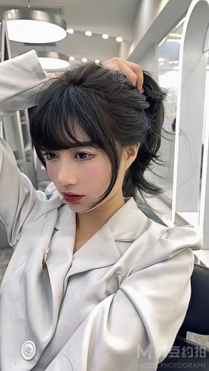 纪实模特