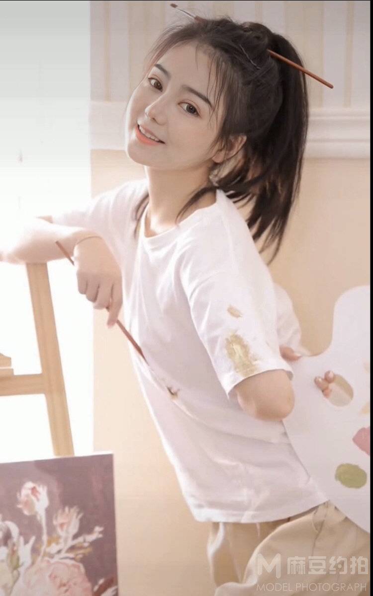 清新模特