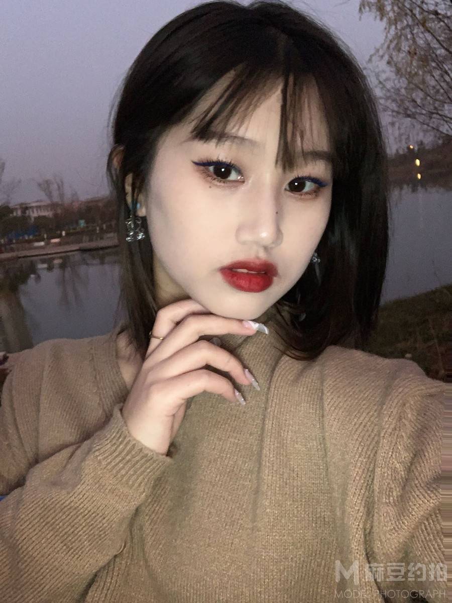 胶片模特