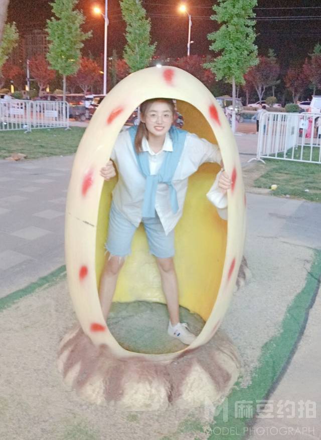 校园模特